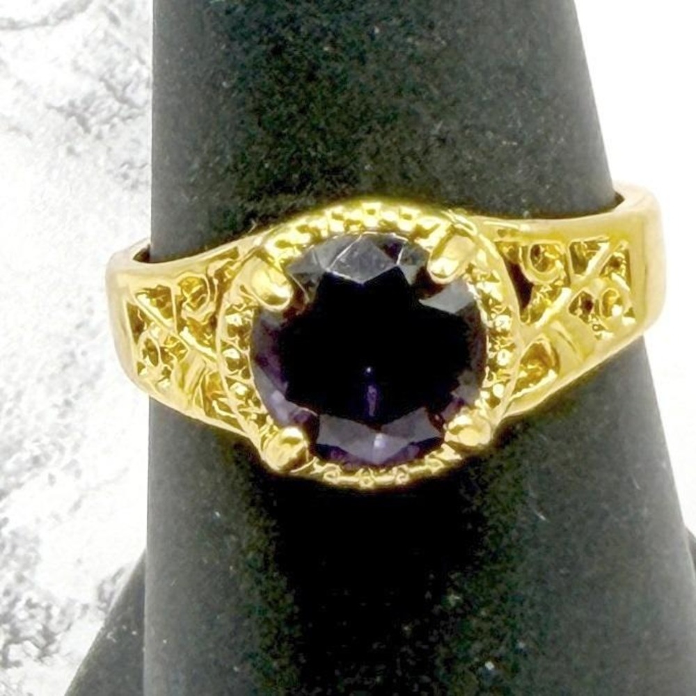 New Purple Glass Ring Gold Stainless Steel Size 8 vintage filigree style VIDEO‎